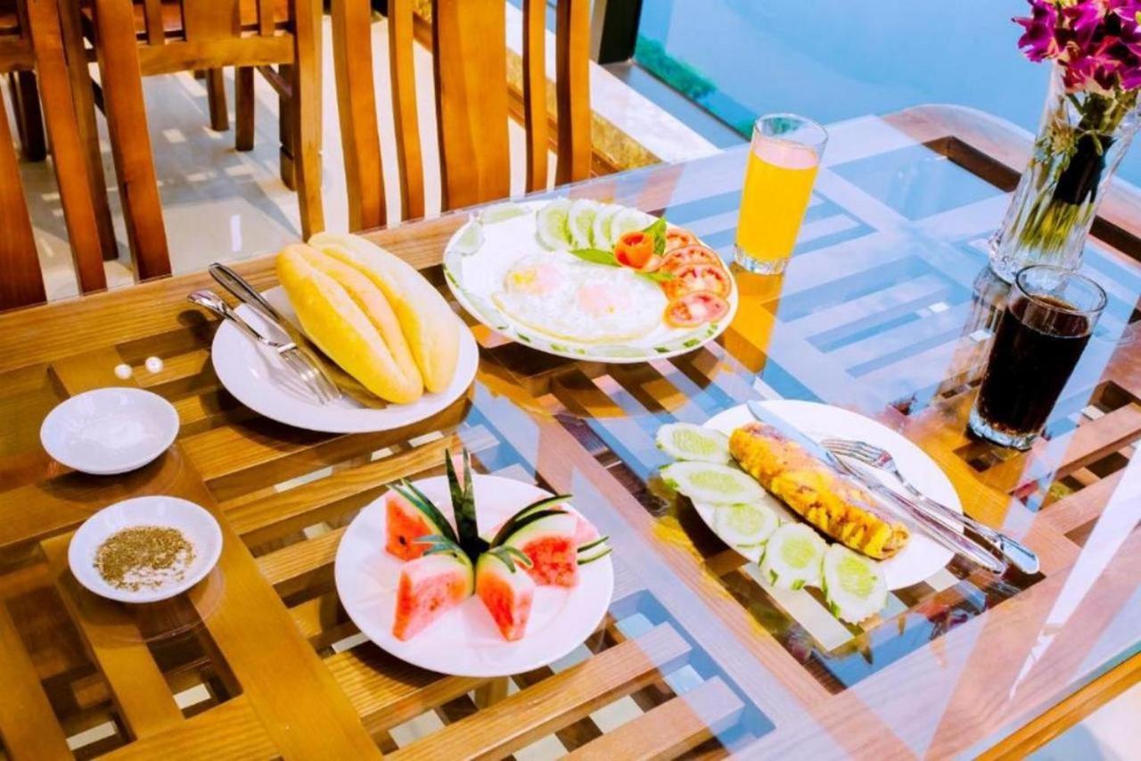 Aroma Cat Ba Sea View Hotel Chan Chau Exterior photo